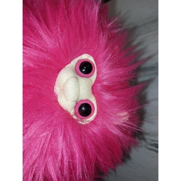 The Noble Collection Pink Pygmy Puff Plush - Officially Licensed Harry Potter - Picture 3 of 5